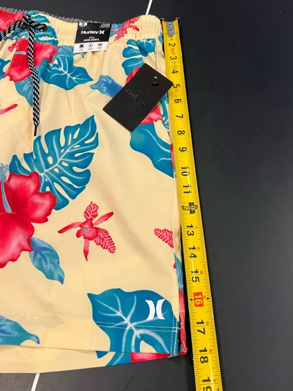 NWT Hurley Yellow Blue Pink Floral Swim Trunks Shorts Mens Sz Medium